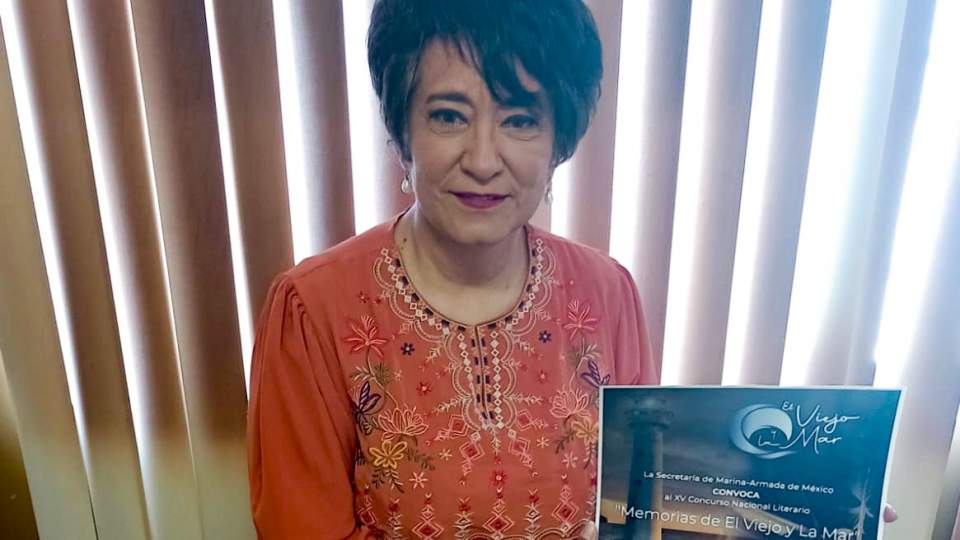 El ISEA extiende un reconocimiento y felicitación a Martha Imelda González Acosta, compañera de la CZ de SLRC, por haber obtenido el segundo lugar a nivel nacional en el XV Concurso Nacional Literario “Memorias de El Viejo y La Mar”.