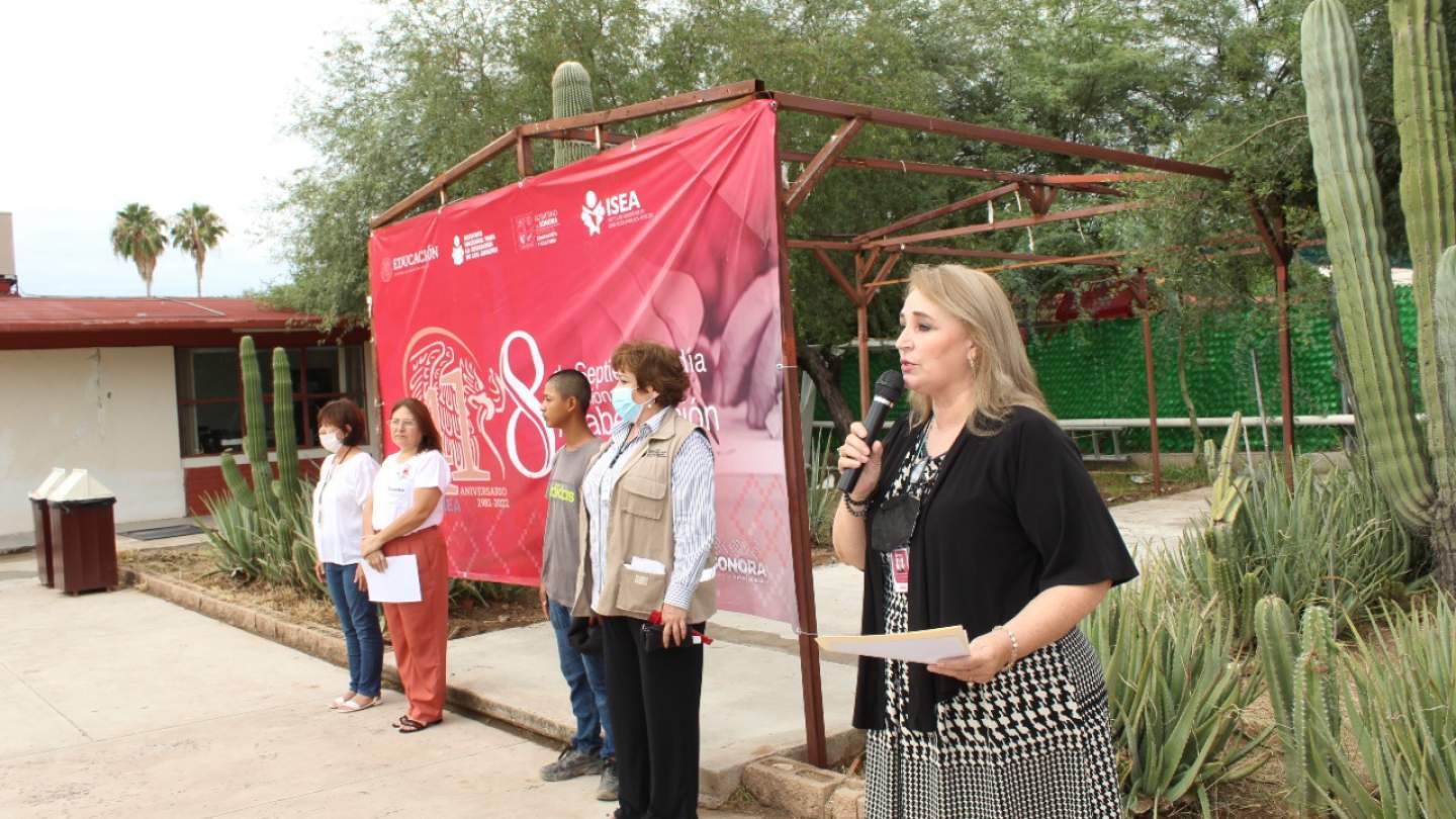 Ratifica ISEA compromiso de erradicar el analfabetismo en todos los rincones de la entidad• Personal conmemoró el Día Internacional de la Alfabetización.